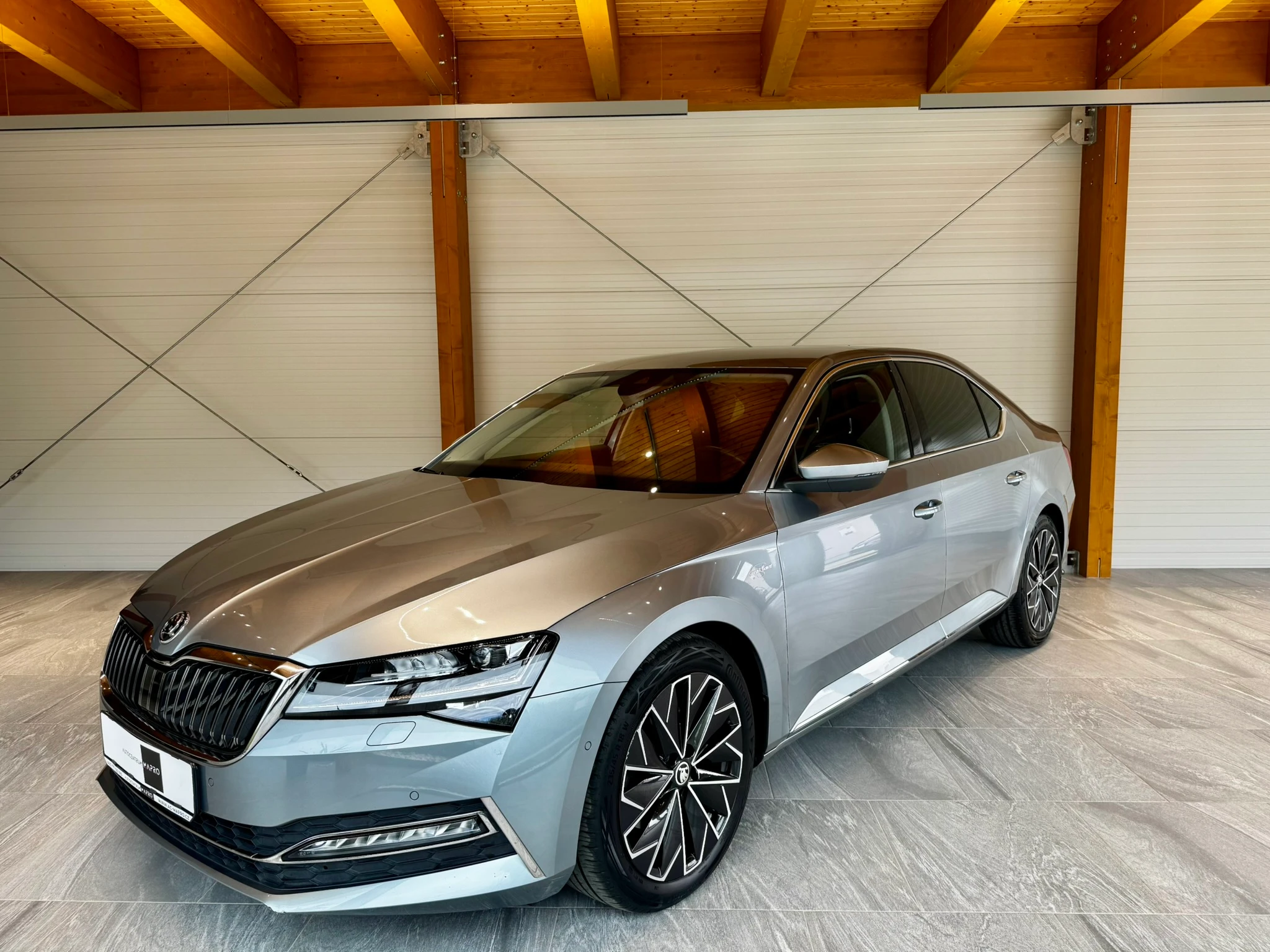Škoda Superb 2.0 TDi 140 Kw DSG 4x4 Laurin & Klement