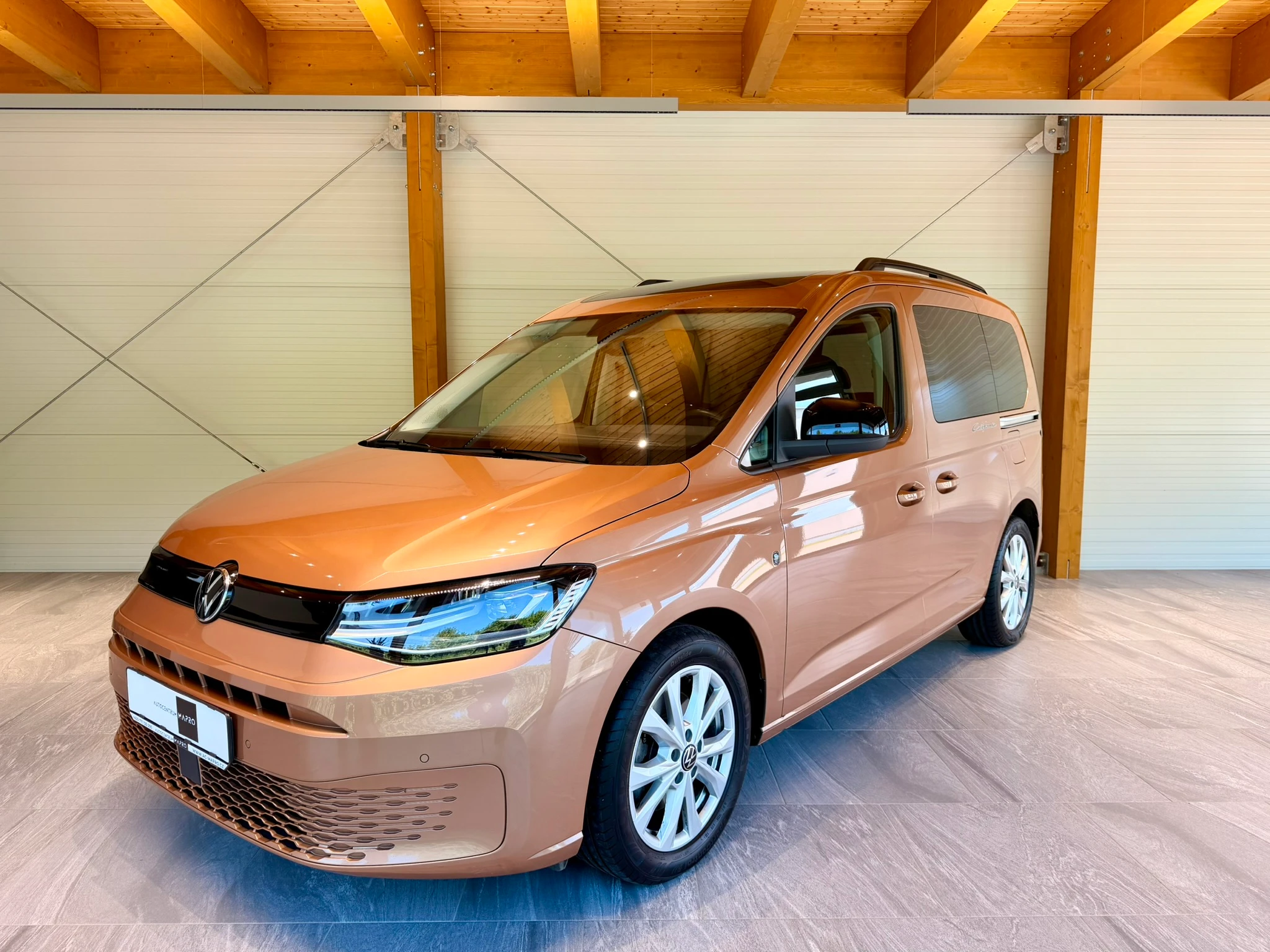 Volkswagen Caddy 1.5 TSi DSG California