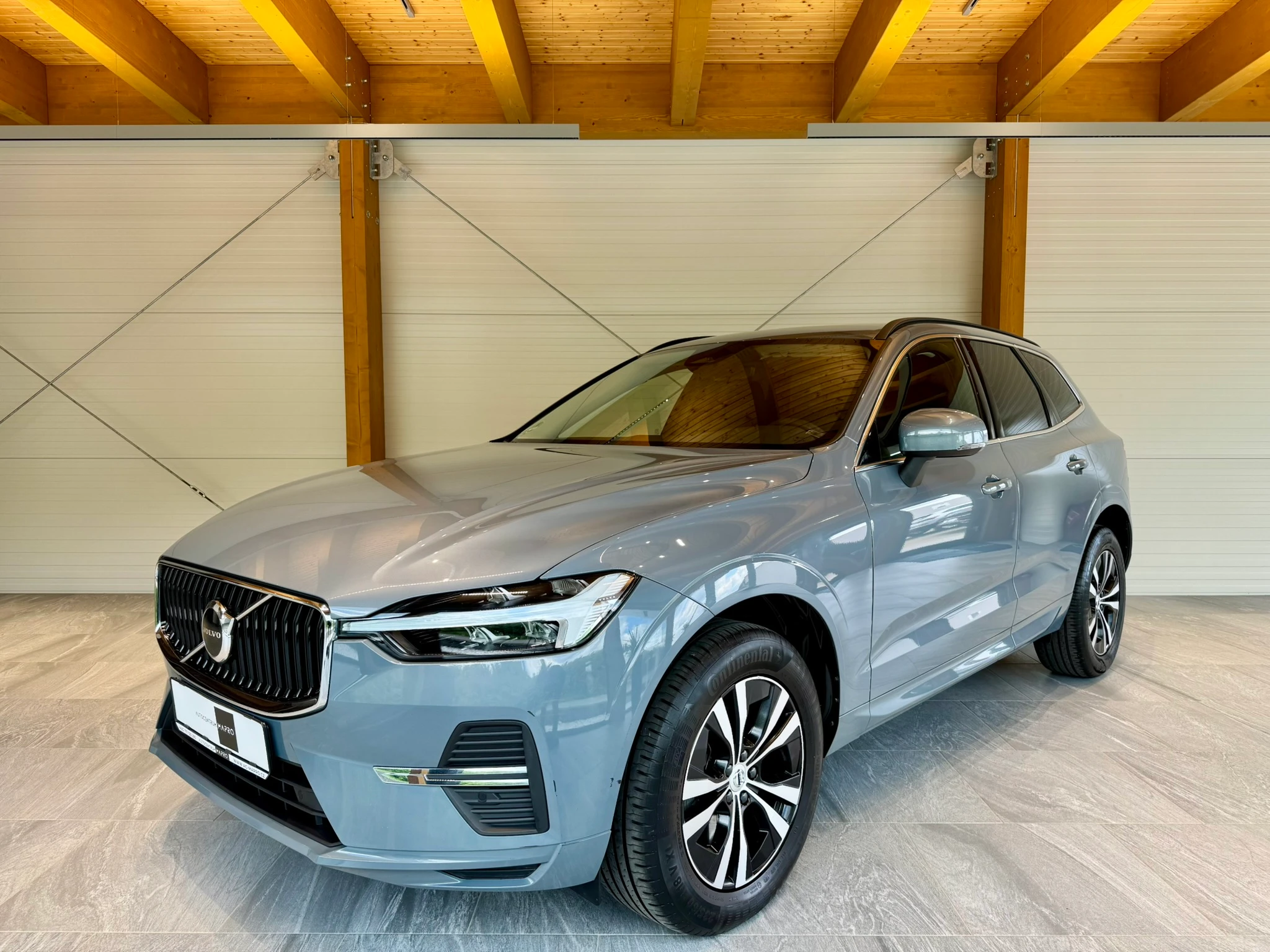 Volvo XC60 Volvo XC60, B4 AWD Momentum PRO 197 k Mild - Hybrid