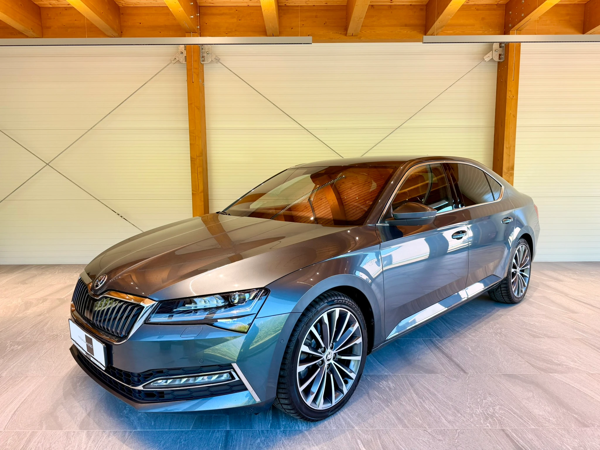 Škoda Superb 2.0 TSi 206 Kw DSG 4x4 Laurin & Klement
