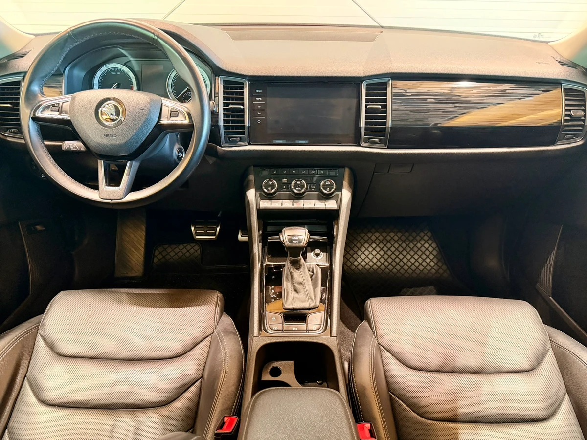 Škoda Kodiaq 2.0 TDi DSG 4x4 Style Plusinteriér