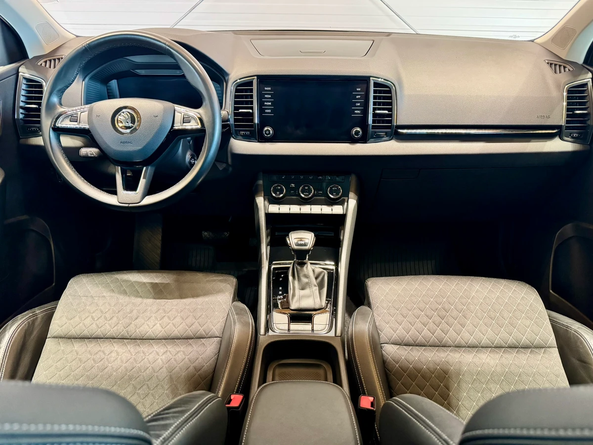 Škoda Karoq 1.5 TSi 110 Kw DSG Style Plusinteriér