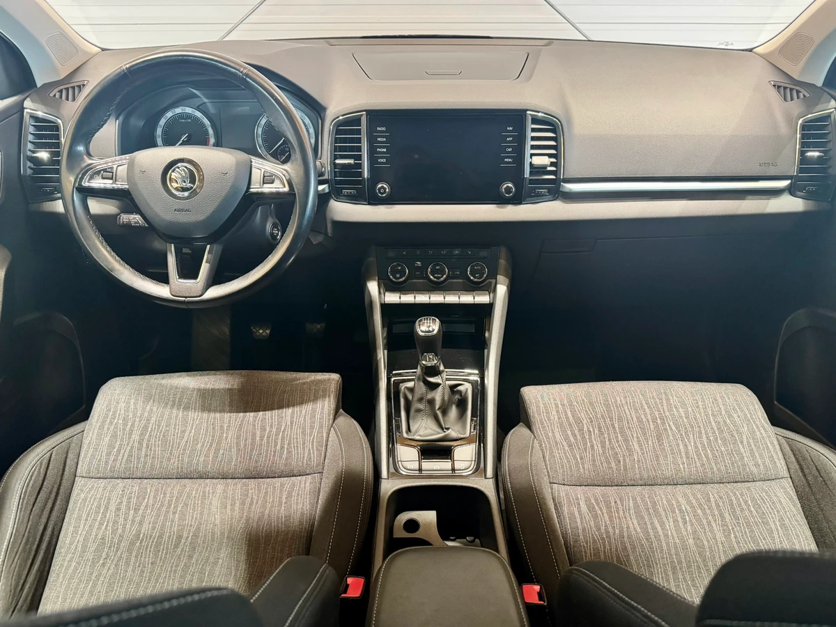 Škoda Karoq 2.0 TDi 110 Kw 4x4 Styleinteriér