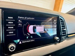 Škoda Karoq 2.0 TDi 110 KW DSG Sportline