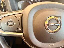 Volvo XC60 2.0 B4 AWD Momentum Pro
