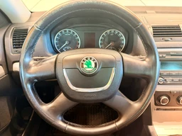Škoda Octavia 1.6 TDi 77 Kw Ambition Plus
