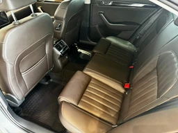 Škoda Superb 2.0 TDi 140 Kw DSG 4x4 Laurin & Klement