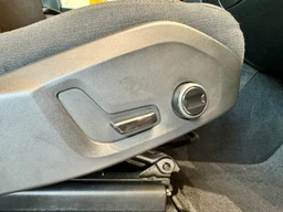 Volvo XC60 Volvo XC60, B4 AWD Momentum PRO 197 k Mild - Hybrid