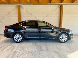 Škoda Superb 2.0 TDi 110 Kw DSG Style Plus
