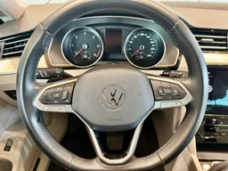 Volkswagen Passat  2.0 TDi 110 Kw DSG Elegance