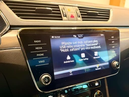 Škoda Superb 2.0 TSi 206 Kw DSG 4x4 Scout