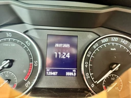 Škoda Superb 2.0 TDi 110 Kw DSG Ambition Plus