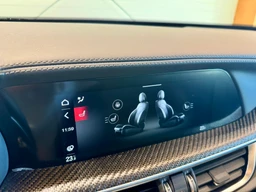 Alfa Romeo Stelvio Quadrifoglio 2.9 V6 BiTurbo 8AT 510k