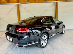 Volkswagen Passat  2.0 TDi 110 Kw DSG Elegance