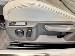 Volkswagen Passat  2.0 TDi 110 Kw DSG Elegance