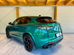 Alfa Romeo Stelvio Quadrifoglio 2.9 V6 BiTurbo 8AT 510k