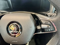 Škoda Karoq 1.5 TSi 110 Kw DSG Sportline Exclusive