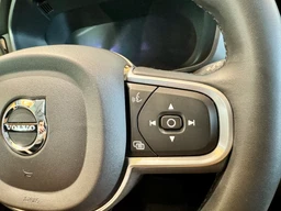 Volvo XC60 Volvo XC60, B4 AWD Momentum PRO 197 k Mild - Hybrid