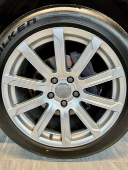 Audi Q7 3.0 TDi 180KW quatrro S-line