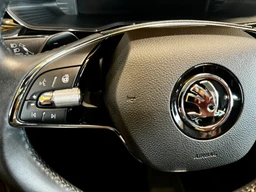 Škoda Superb 2.0 TDi 140 Kw DSG 4x4 Laurin & Klement