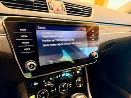 Škoda Superb 2.0 TDi 110 Kw DSG Style Plus