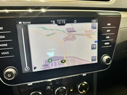 Škoda Superb 2.0 TDi 110 Kw DSG Style Plus