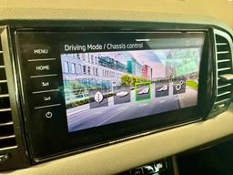 Škoda Karoq 1.5 TSi 110 Kw DSG Sportline Exclusive