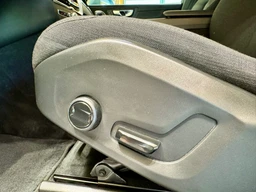 Volvo XC60 Volvo XC60, B4 AWD Momentum PRO 197 k Mild - Hybrid