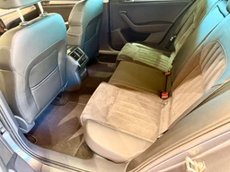 Škoda Superb 2.0 TDi 110 Kw DSG Style Plus
