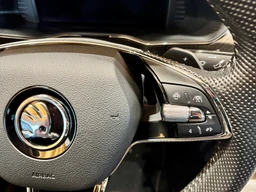 Škoda Superb 2.0 TDi 147 Kw DSG 4x4 Sportline nezávislé topení