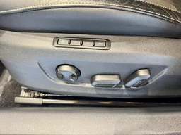 Škoda Superb 2.0 TDi 110 Kw DSG Style Plus