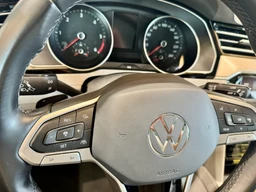 Volkswagen Passat  2.0 TDi 110 Kw DSG Elegance