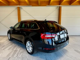Škoda Superb 2.0 TDi 110 Kw DSG Style Plus