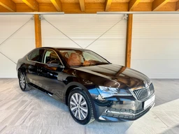 Škoda Superb 2.0 TDi 110 Kw DSG Style Plus