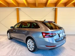 Škoda Superb 2.0 TDi 110 Kw DSG Style Plus