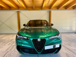 Alfa Romeo Stelvio Quadrifoglio 2.9 V6 BiTurbo 8AT 510k