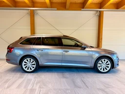 Škoda Superb 2.0 TDi 110 Kw DSG Style Plus