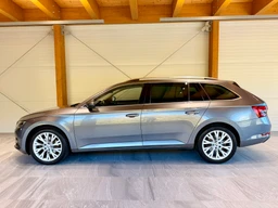 Škoda Superb 2.0 TDi 110 Kw DSG Style Plus