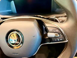 Škoda Superb 2.0 TSi 206 Kw DSG 4x4 Laurin & Klement