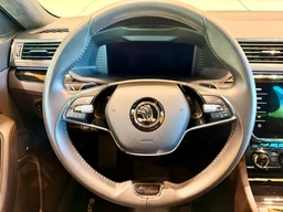 Škoda Superb 2.0 TSi 206 Kw DSG 4x4 Laurin & Klement