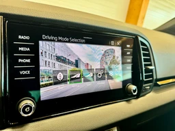 Škoda Karoq 2.0 TDi 110 KW DSG Sportline