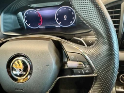 Škoda Karoq 2.0 TDi 110 KW DSG Sportline