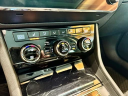 Škoda Superb 2.0 TDi 110 Kw DSG Ambition Plus